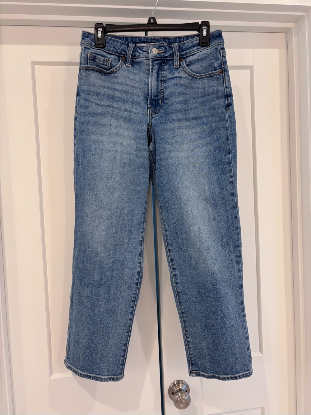Medium Wash Old Navy Women’s Straight Leg Jeans